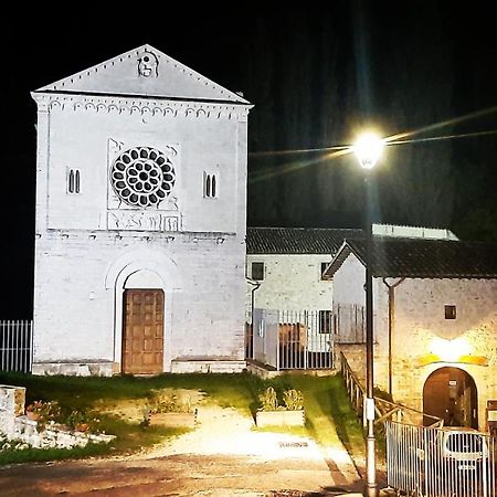B&B Dell'Osteria SantʼAnatolia di Narco Eksteriør billede